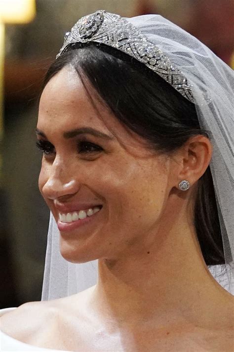 meghan markle wedding earrings